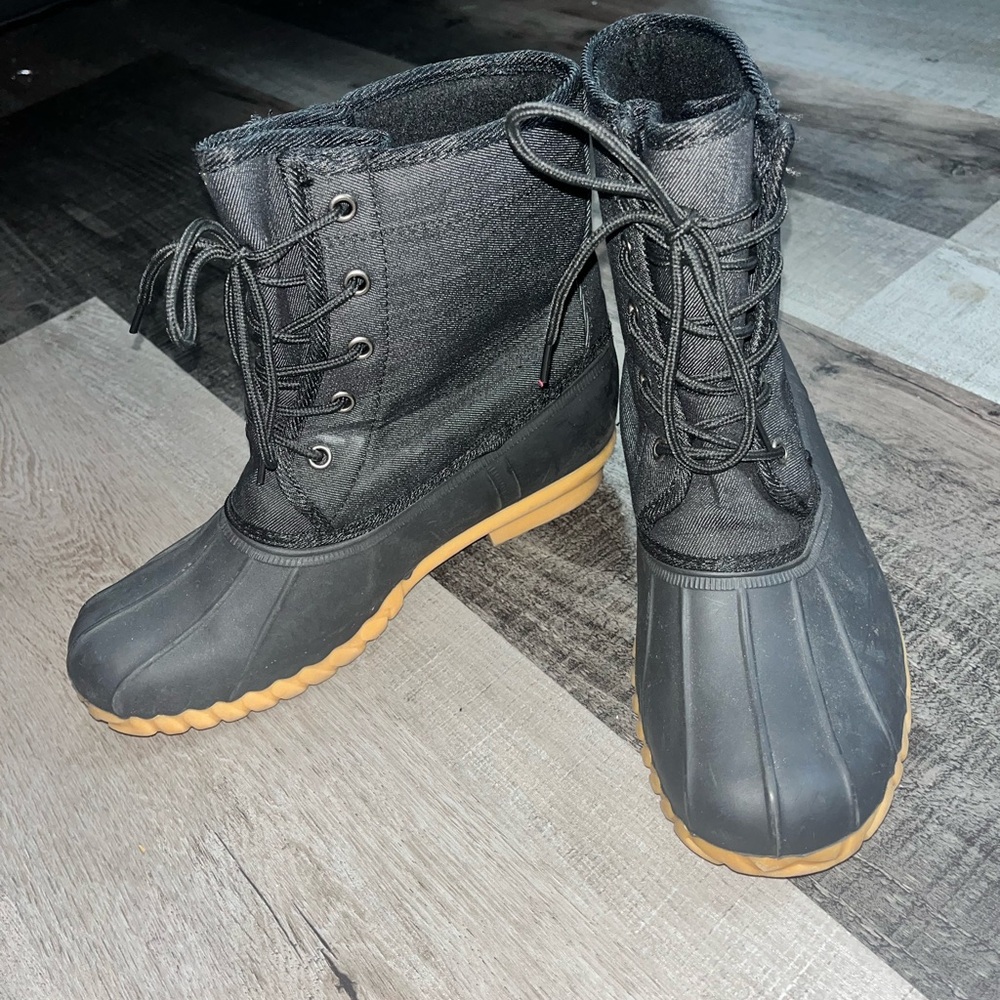 Black Duck Boots with Gum Sole